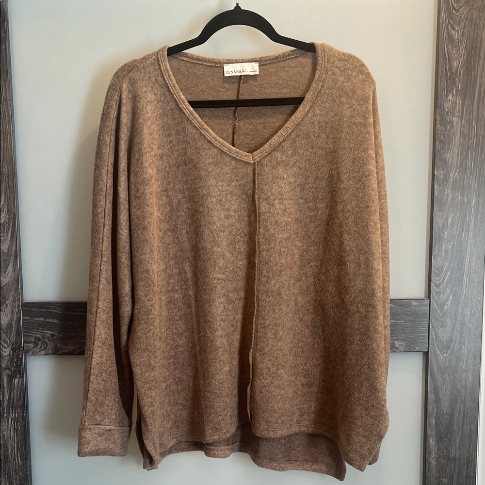 Zenana Outfitters Brown V-Neck Sweater NWOT
